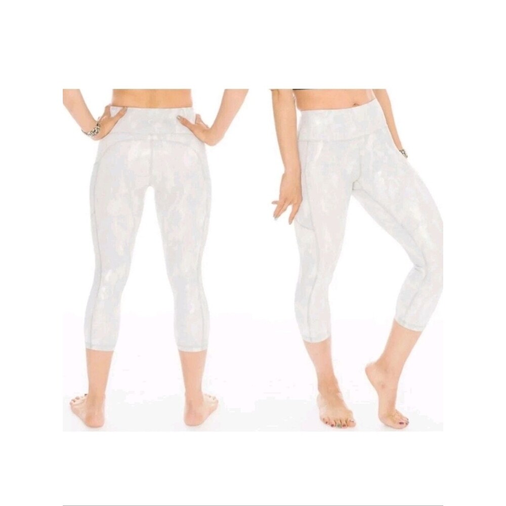 ZYIA White Iridescent Cropped Leggings